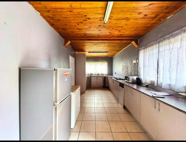 5 BEDROOM HOUSE FOR SALE IN SASOLBURG EXT 1